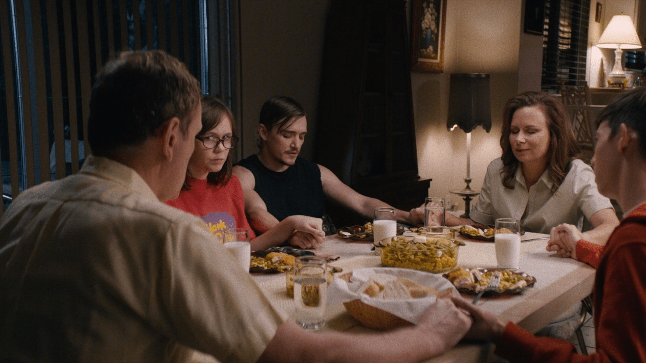 2560x1440 Dinner in America on Cinobo. Watch the film online