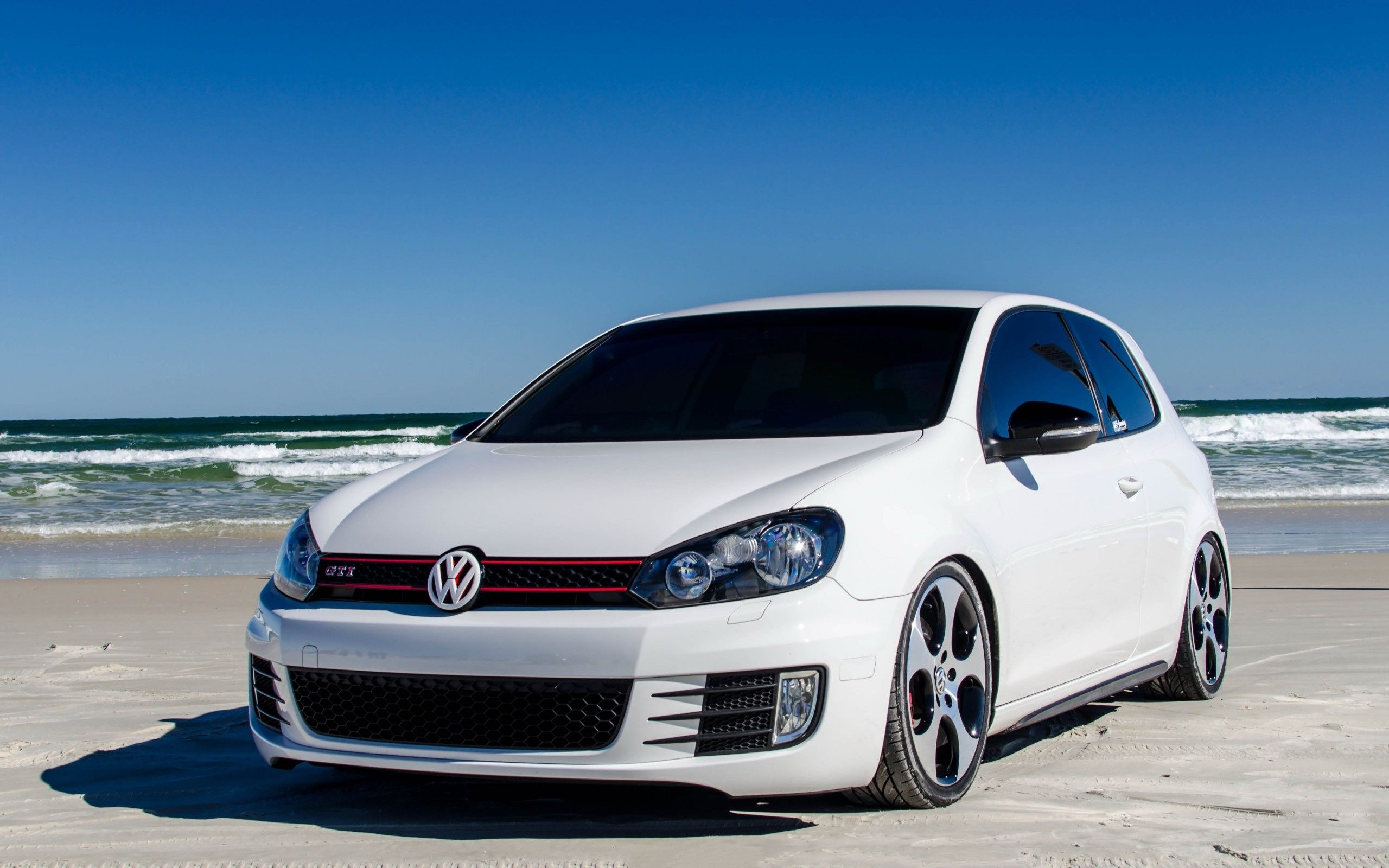 2560x1600 MK6 GTI Wallpaper