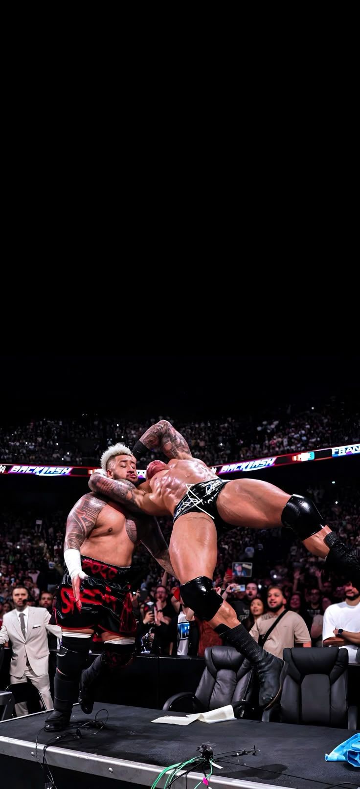 736x1614 RKO