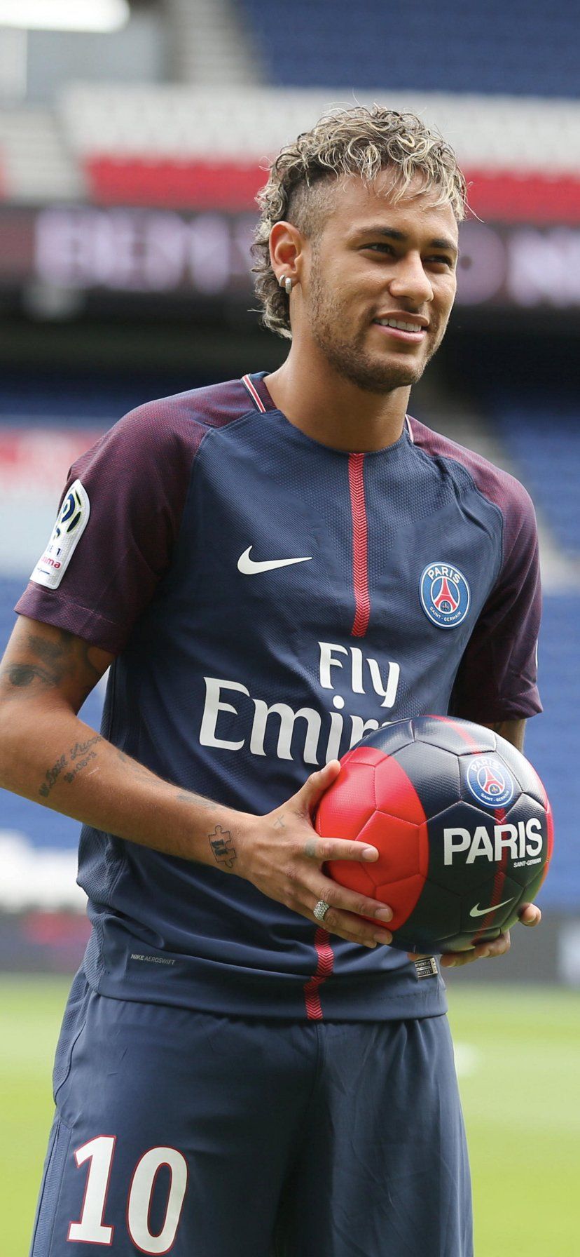 828x1792 Neymar's Elite Brazilian Soccer Vibes