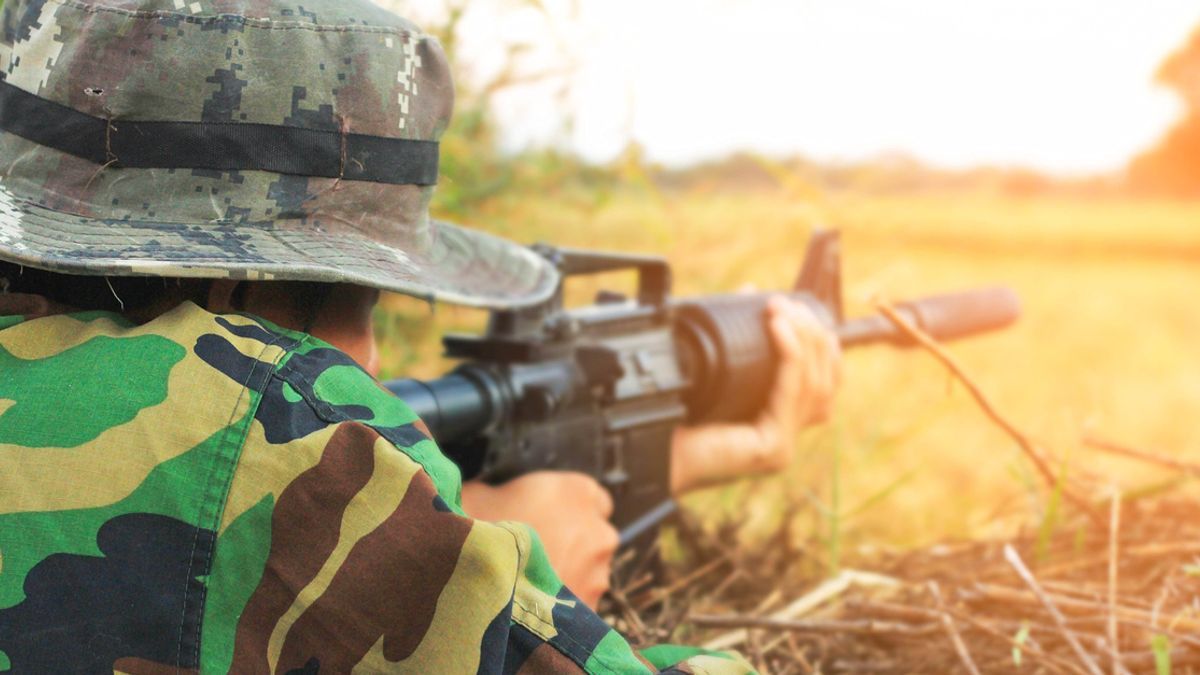 1200x675 Did a Former Army Sniper Shoot Three Intruders in an Adjacent Home?