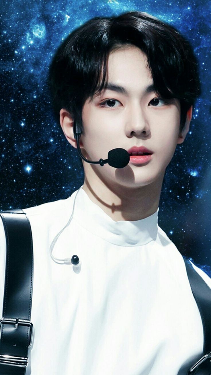 736x1308 Yang Jungwon wallpaper / lockscreen
