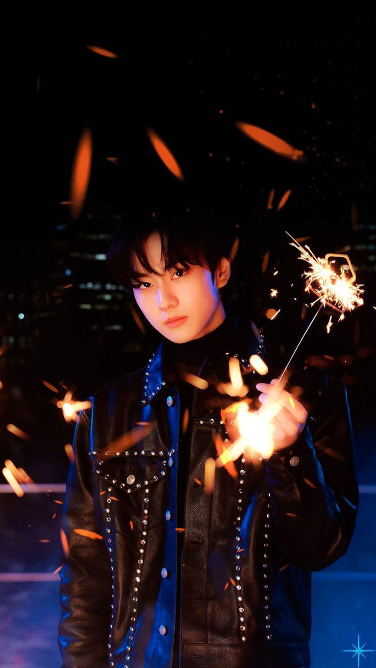 736x1308 Enhypen jungwon wallpaper kpop. ENHYPEN's Jungwon Concept Photo : 閃光. Enhypen fire locks