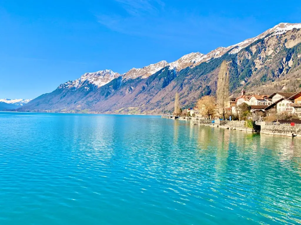 1024x768 Lake Brienz's most idyllic lake! Faulty Compass