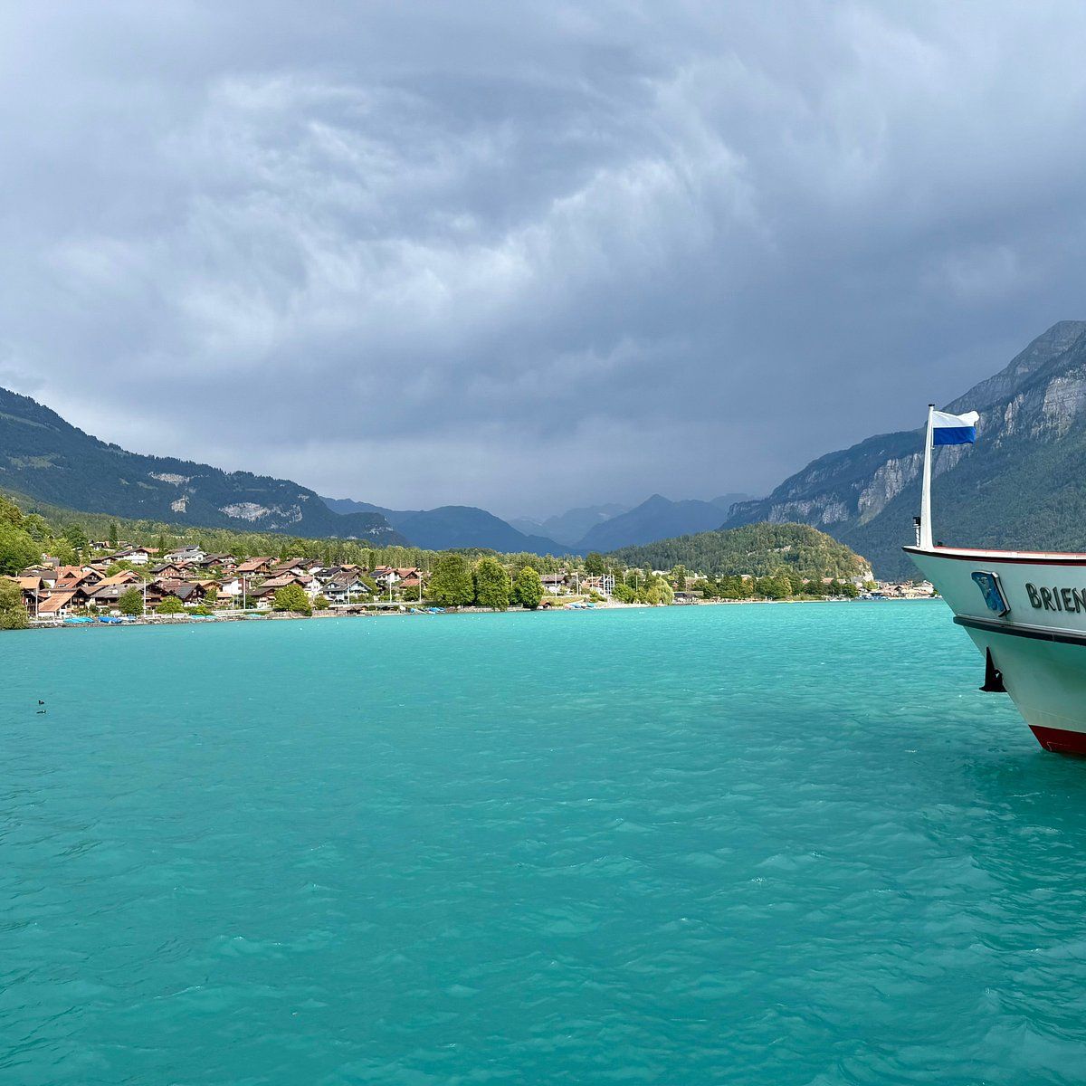 1200x1200 Lake Brienz You SHOULD Know Before Going (2026 Reviews)