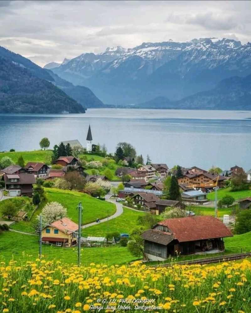 800x998 Brienz, Lake Brienz Switzerland