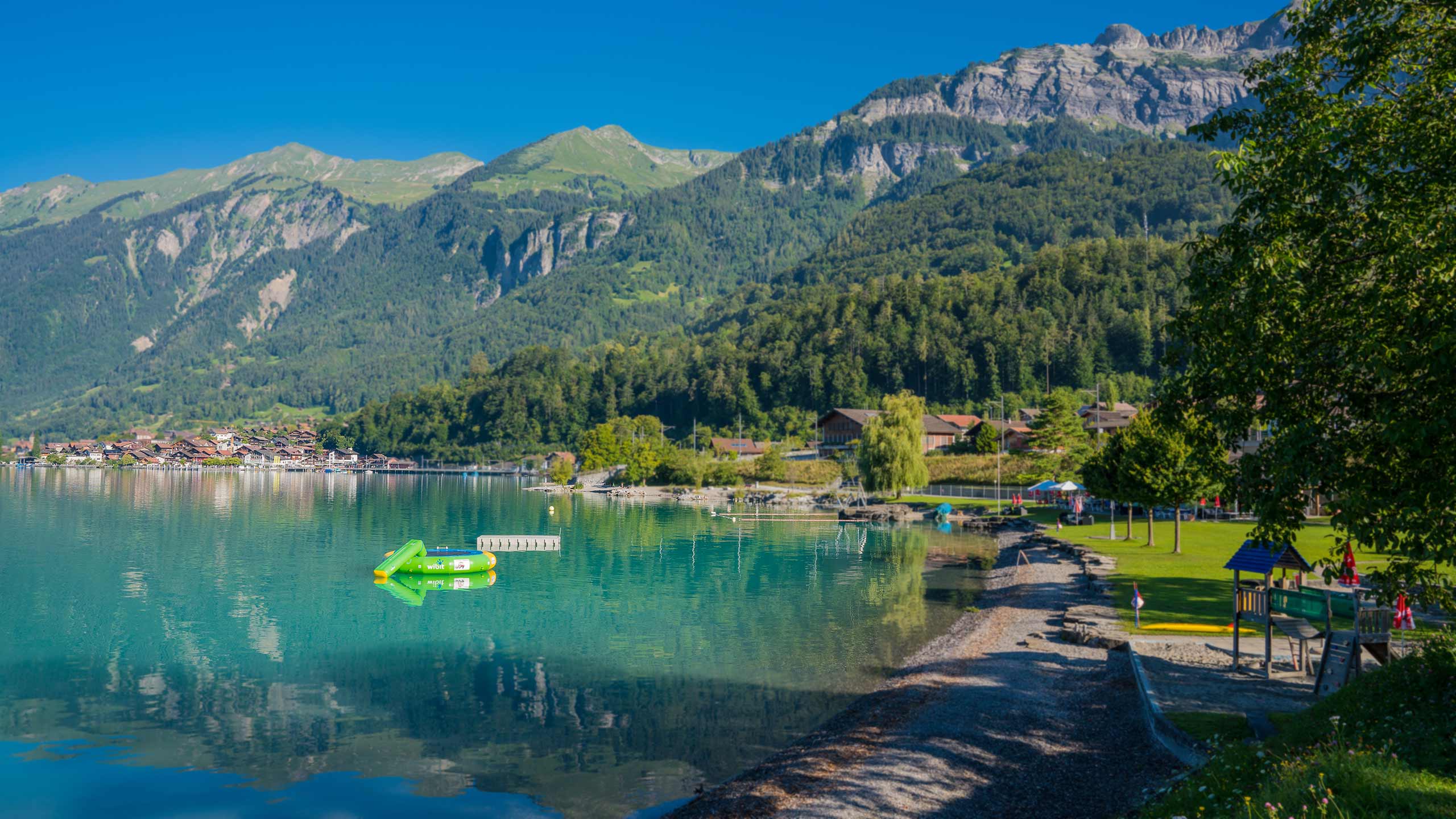 2560x1440 Brienz Lido on Lake Brienz