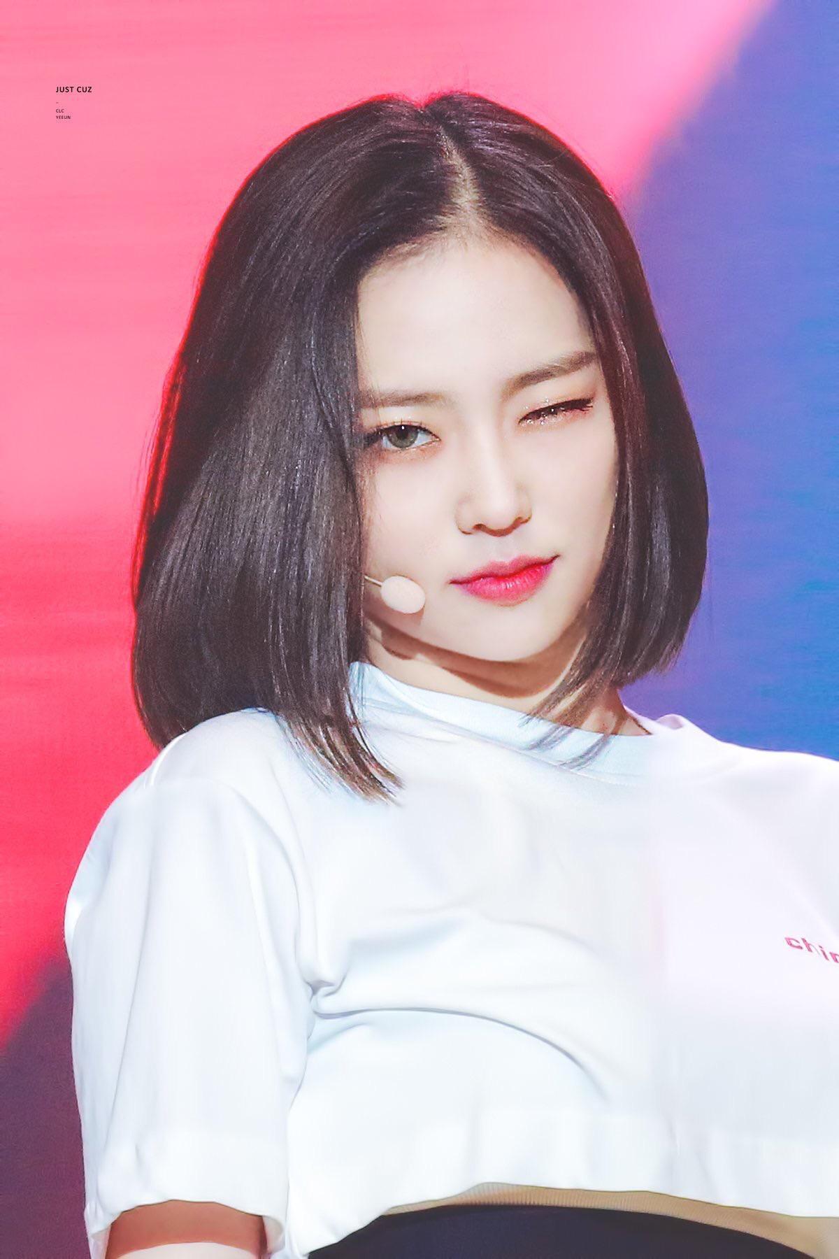 1200x1800 CLC Yeeun Wallpaper