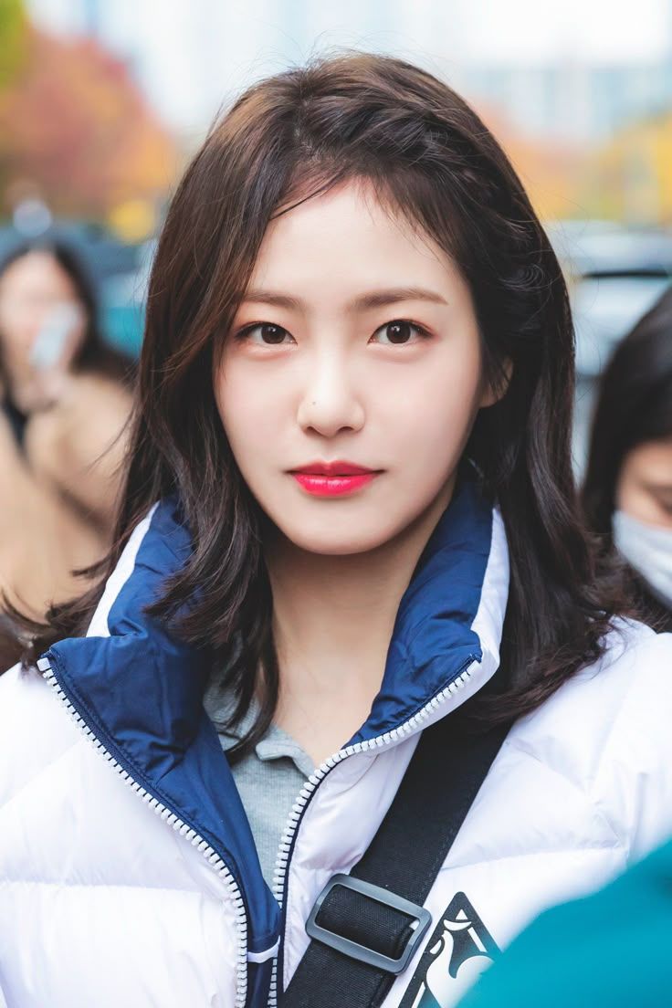736x1104 Shin ye eun wallpaper. Shin yeeun wallpaper, Shin ye eun aesthetic, Korean beauties