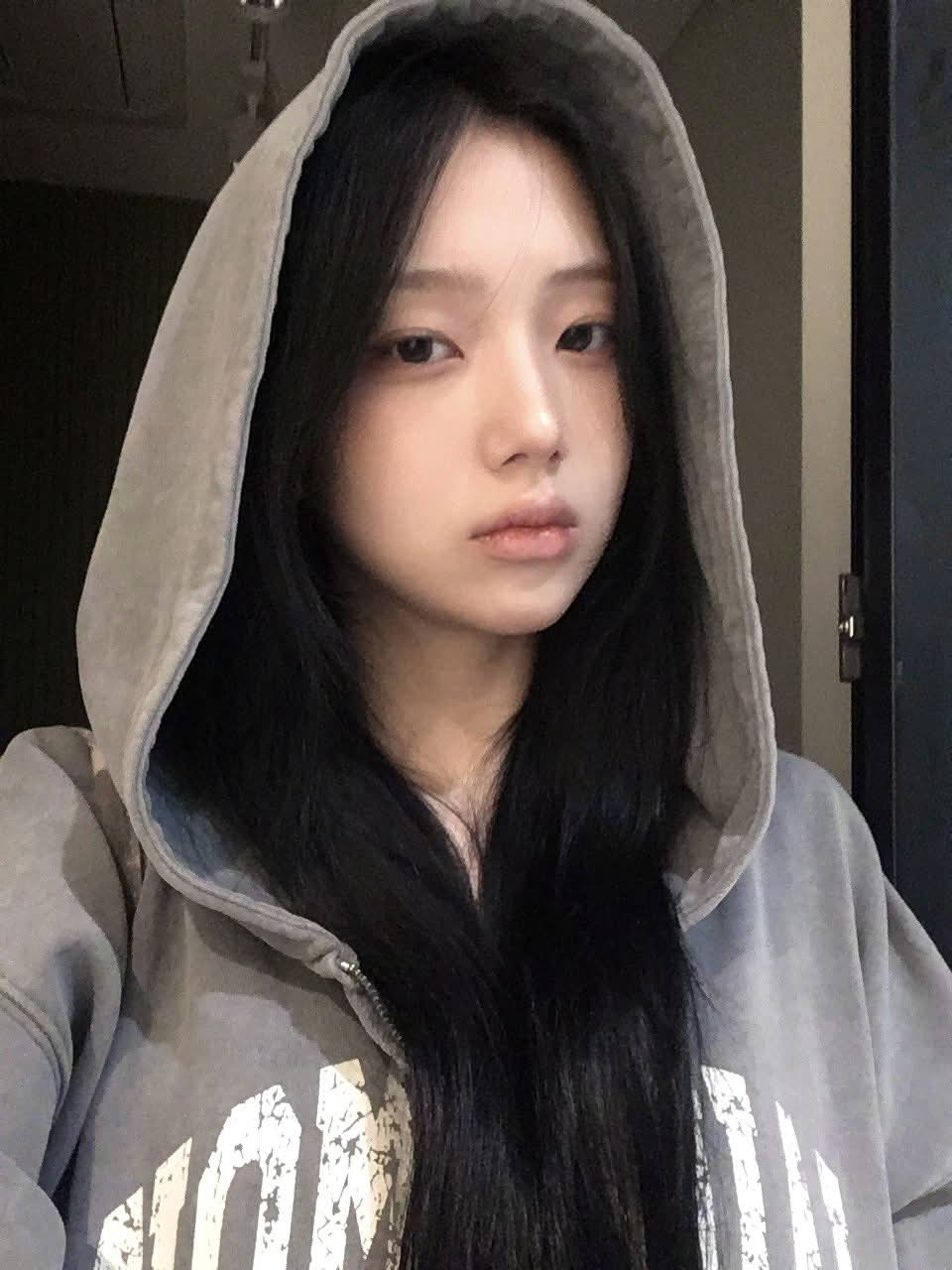 960x1280 Yeeun (UNCHILD) profile, age, MBTI & facts