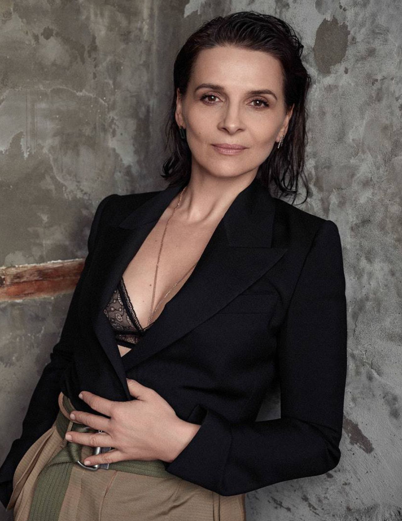 1280x1658 Juliette Binoche Wallpaper