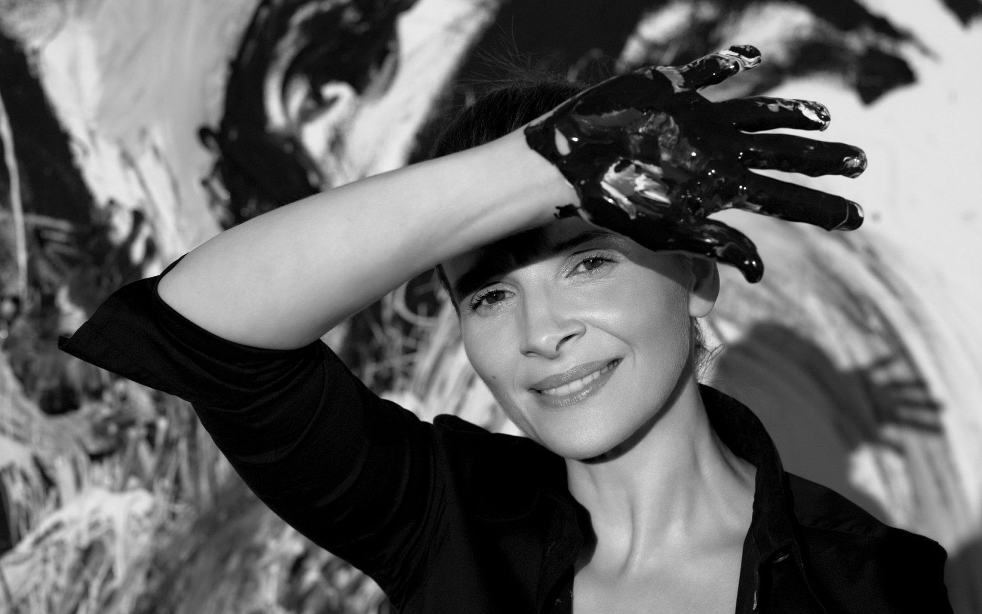 1920x1200 Download French Actress Celebrity Juliette Binoche HD Wallpaperx1400