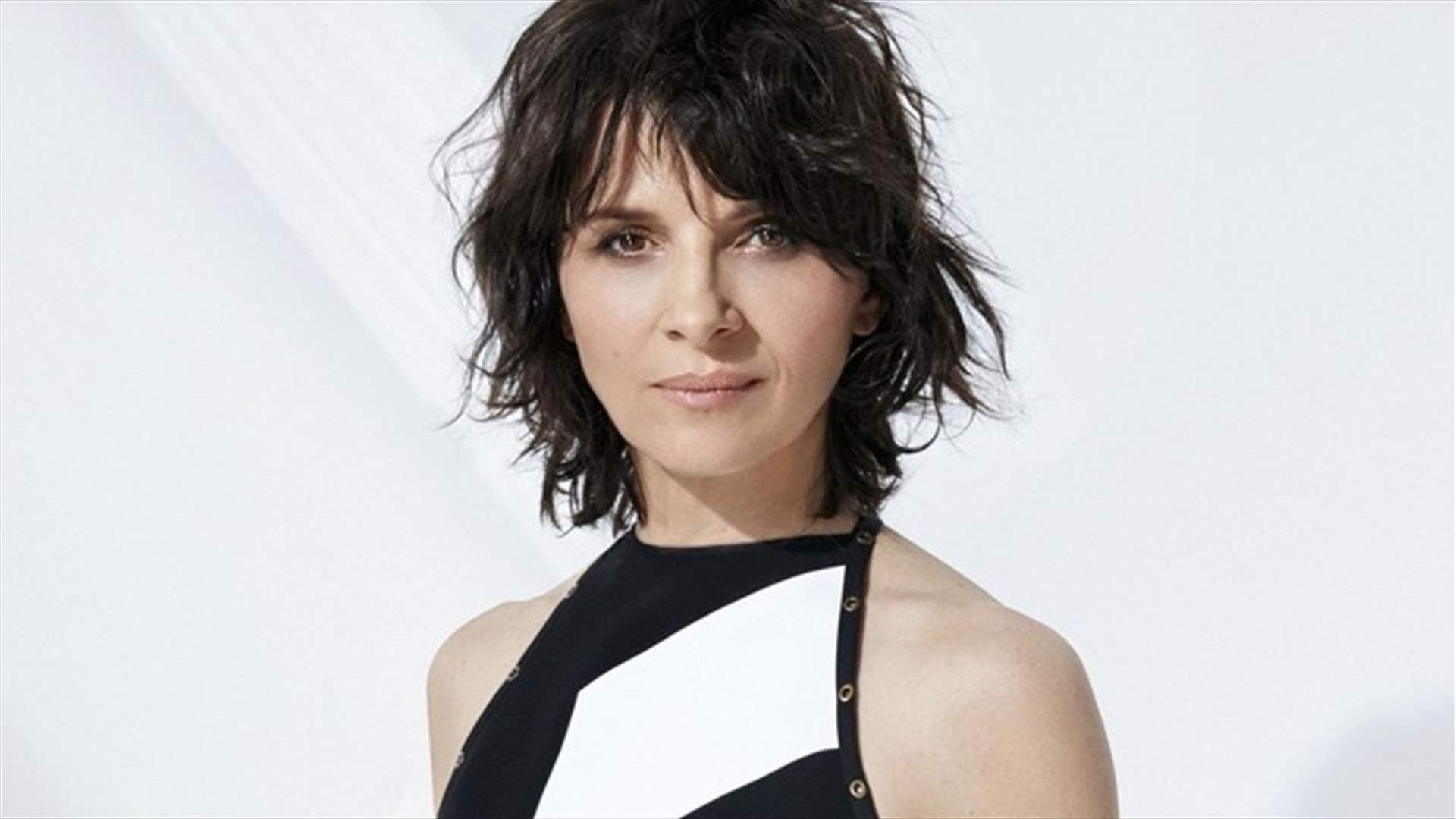 1920x1080 Juliette Binoche urges Europe to welcome refugees, respect women
