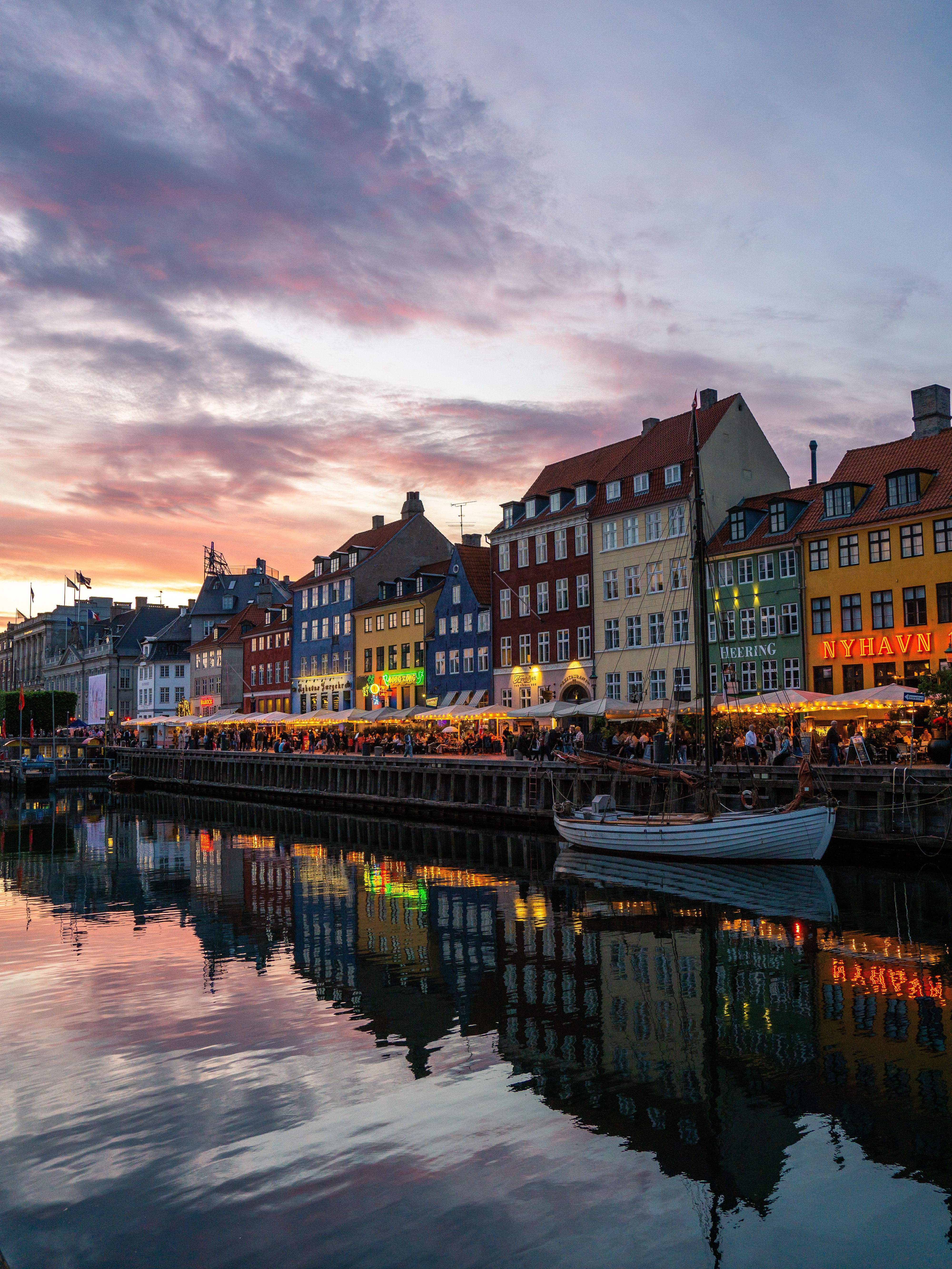 4000x5333 Colorful Sunset at Nyhavn, Copenhagen Waterfront · Free