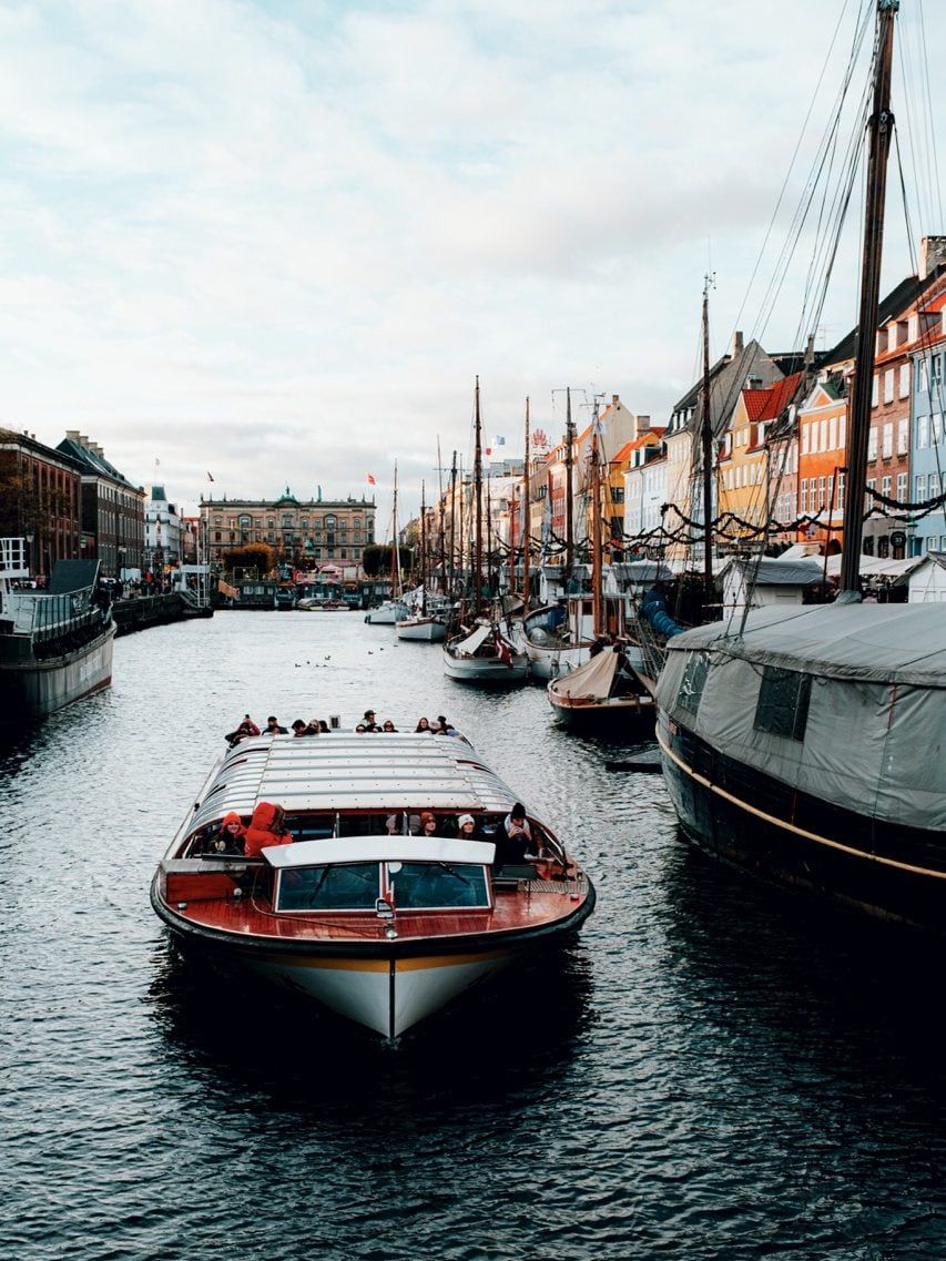 853x1137 A Local's Photography Guide to Nyhavn, Copenhagen in the North