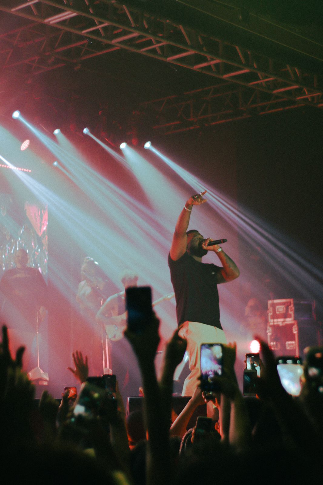1066x1600 Baco Exu do Blues se apresenta na Audio