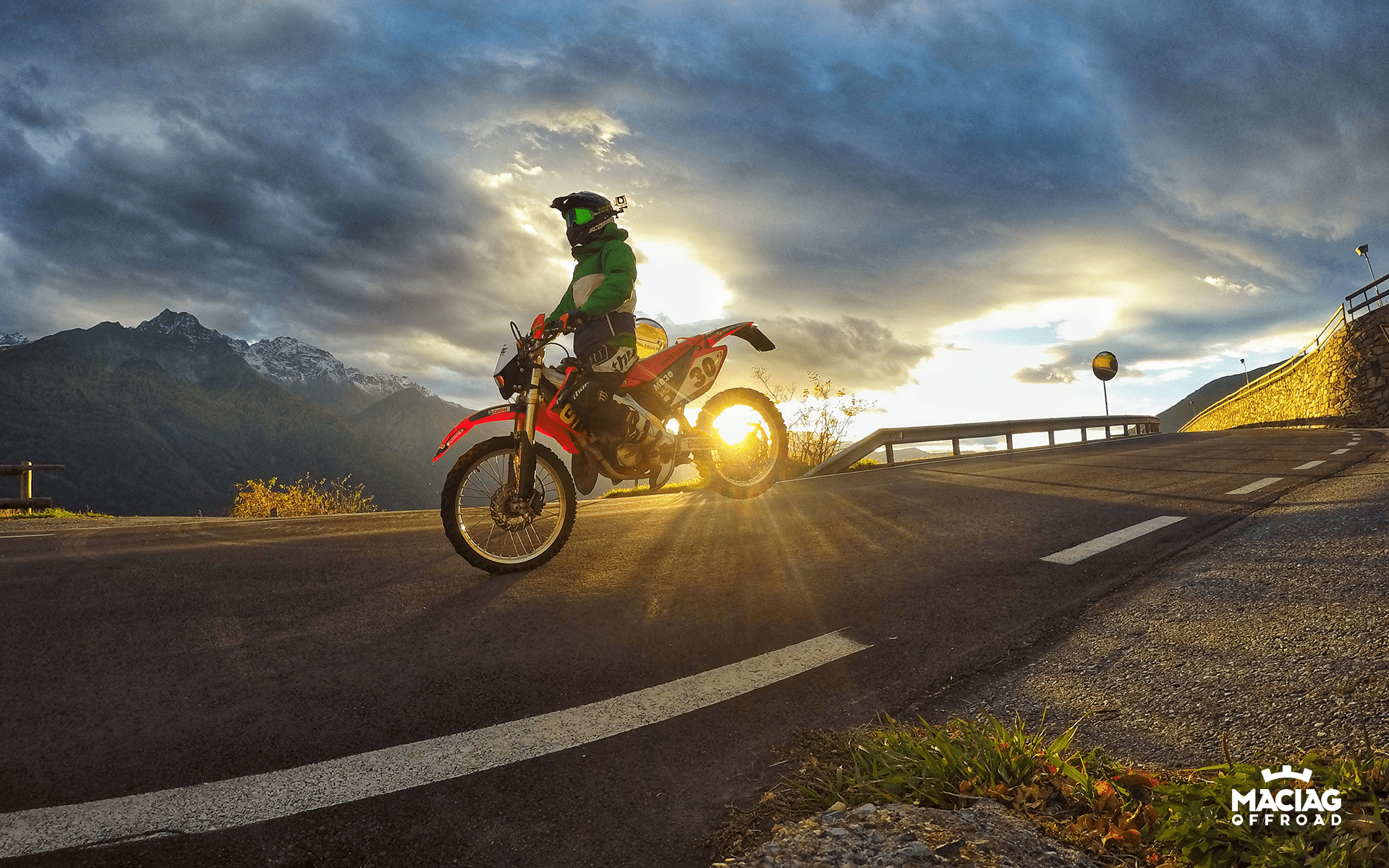 1920x1200 Free Motocross & Mountainbike Wallpaper