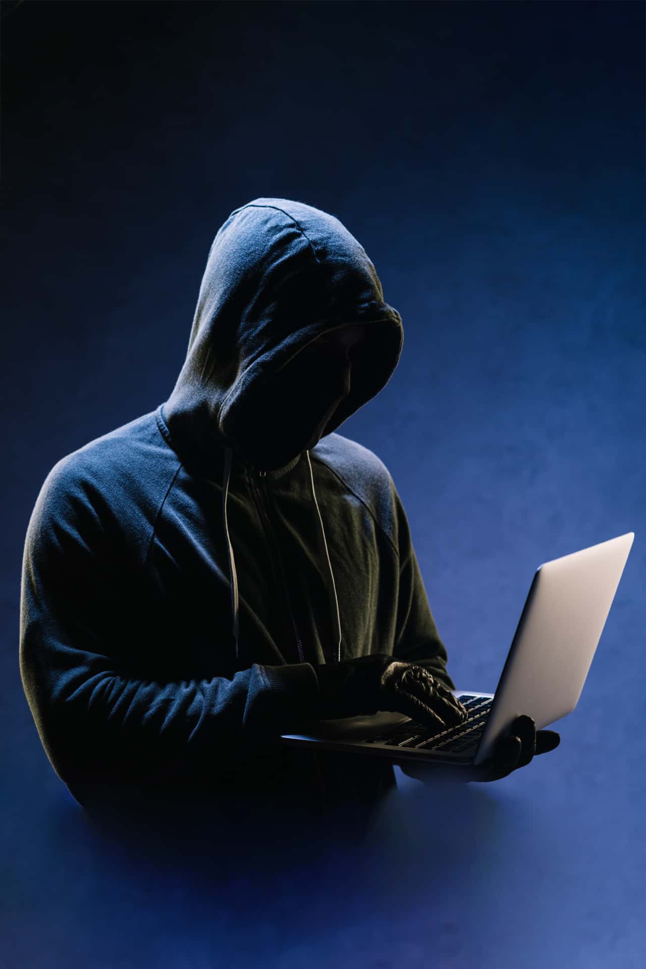 1280x1920 Download Me, the skilled hacker Background