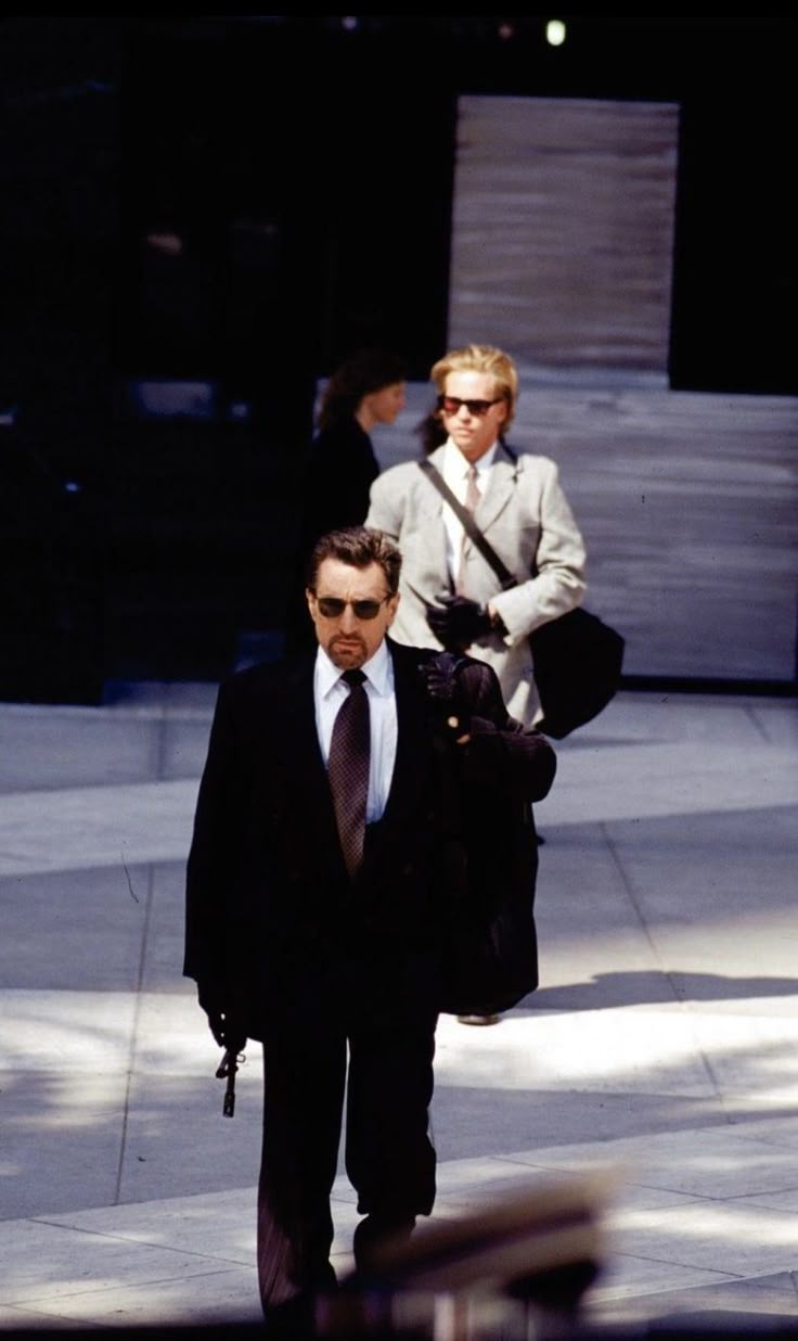 736x1236 Heat michael mann wallpaper. Heat 1995 wallpaper, Neil mccauley heat, Actors