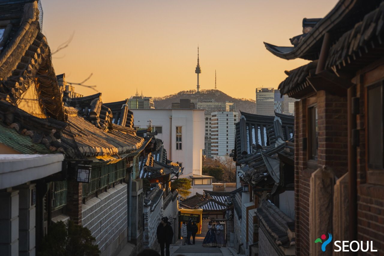 1280x853 Bukchon Hanok Village Metropolitan Government
