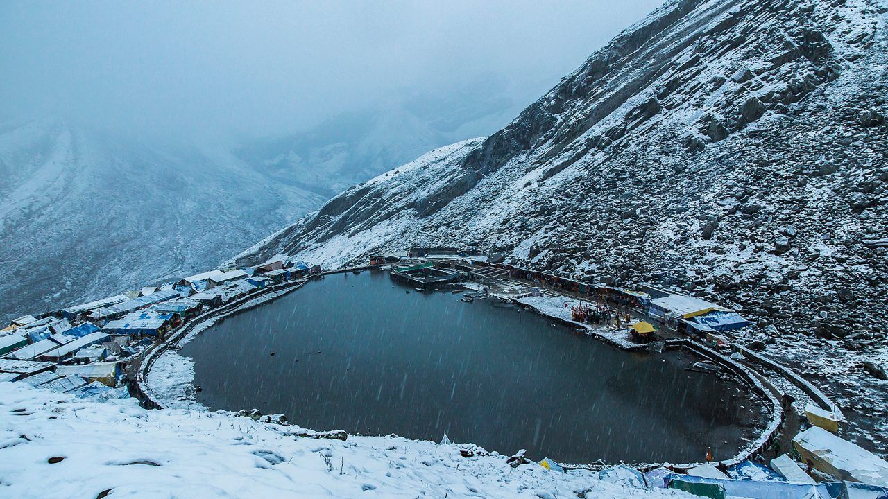 1280x720 Chamba Himachal Pradesh Scenic Mountain Retreat