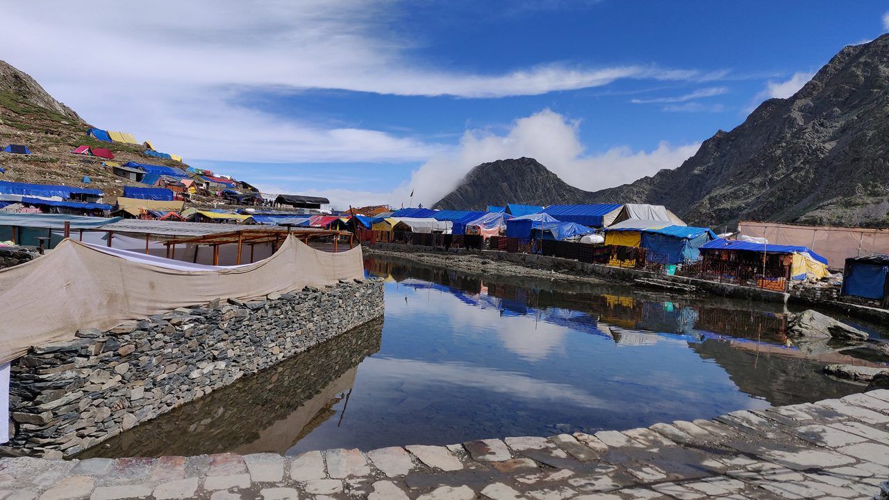 1280x720 Chamba Himachal Pradesh Scenic Mountain Retreat