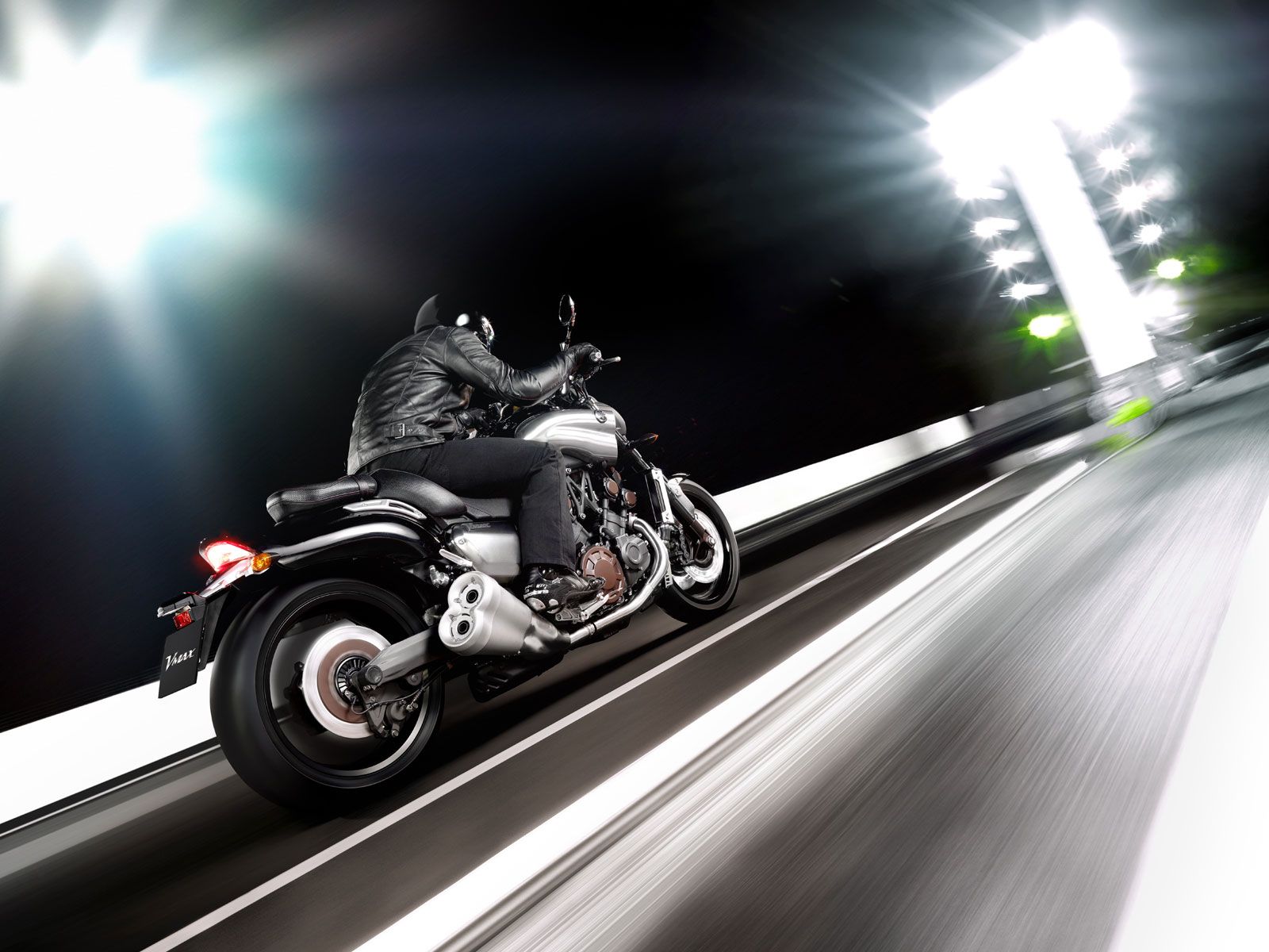 1600x1200 All 'bout Cars: Yamaha VMAX