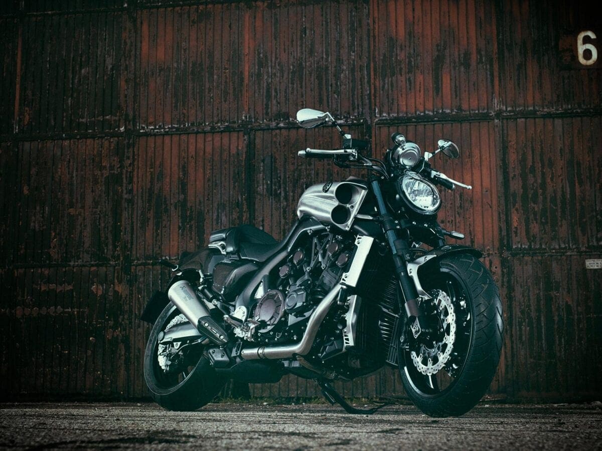 1200x900 Special Edition Yamaha VMAX Carbon revealed