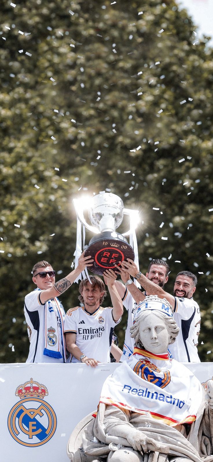 736x1593 iPhone wallpaper plants. Real madrid cr Madrid football club, Real madridista