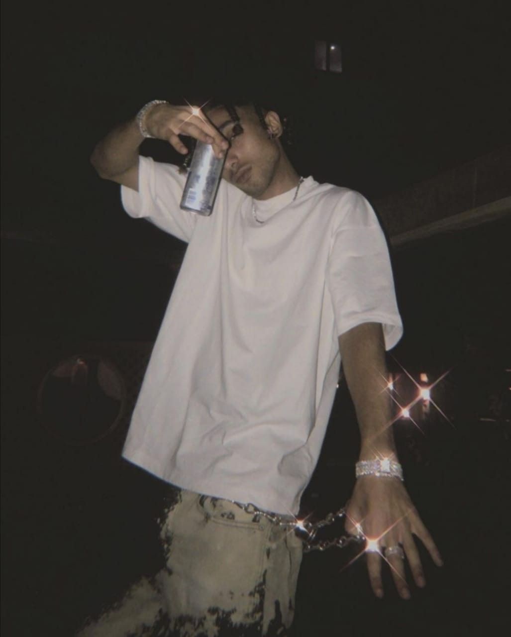 1027x1280 Mousv