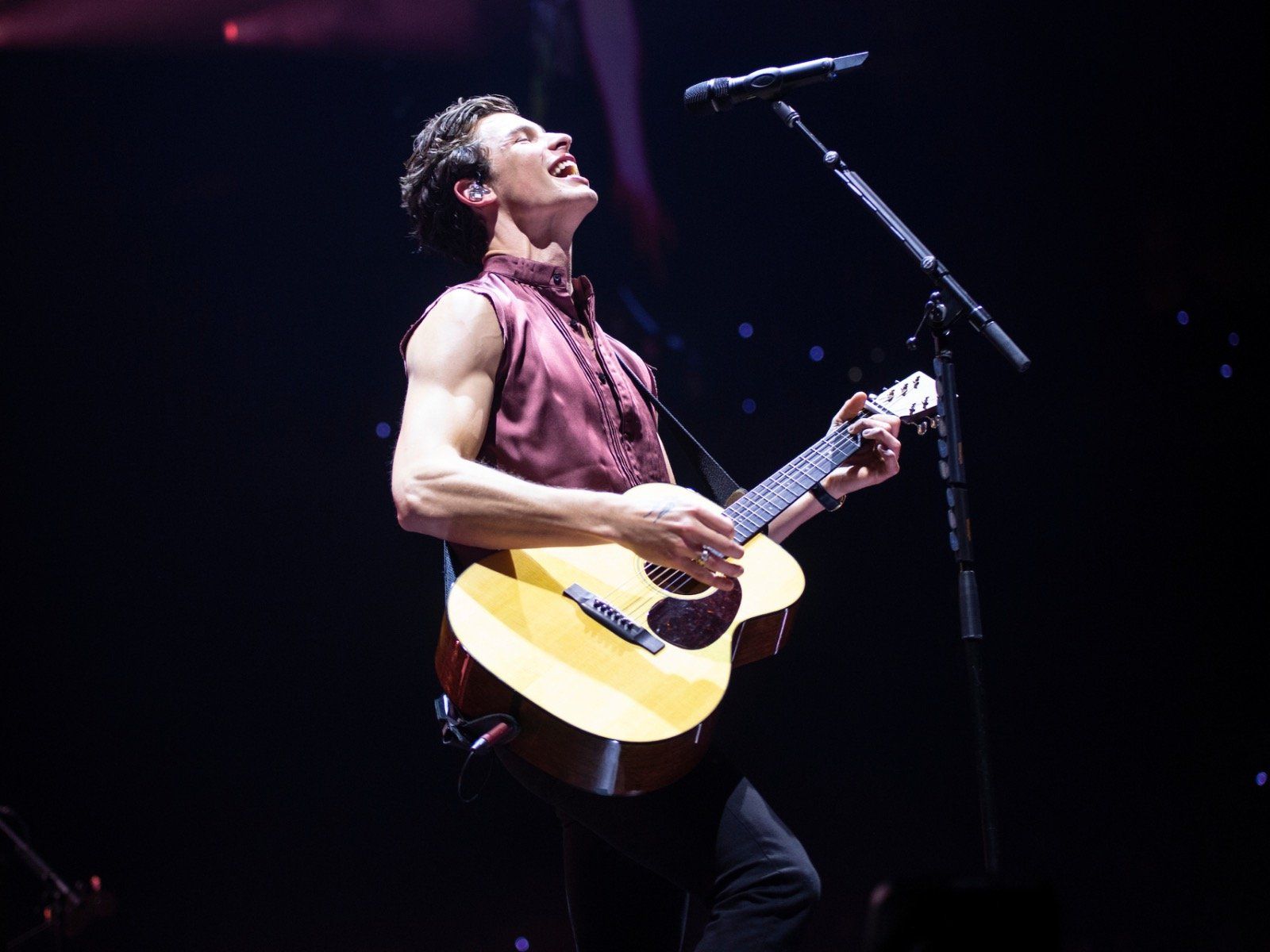 1600x1200 reasons why you shouldn't have missed Shawn Mendes' concert at Fiserv Forum