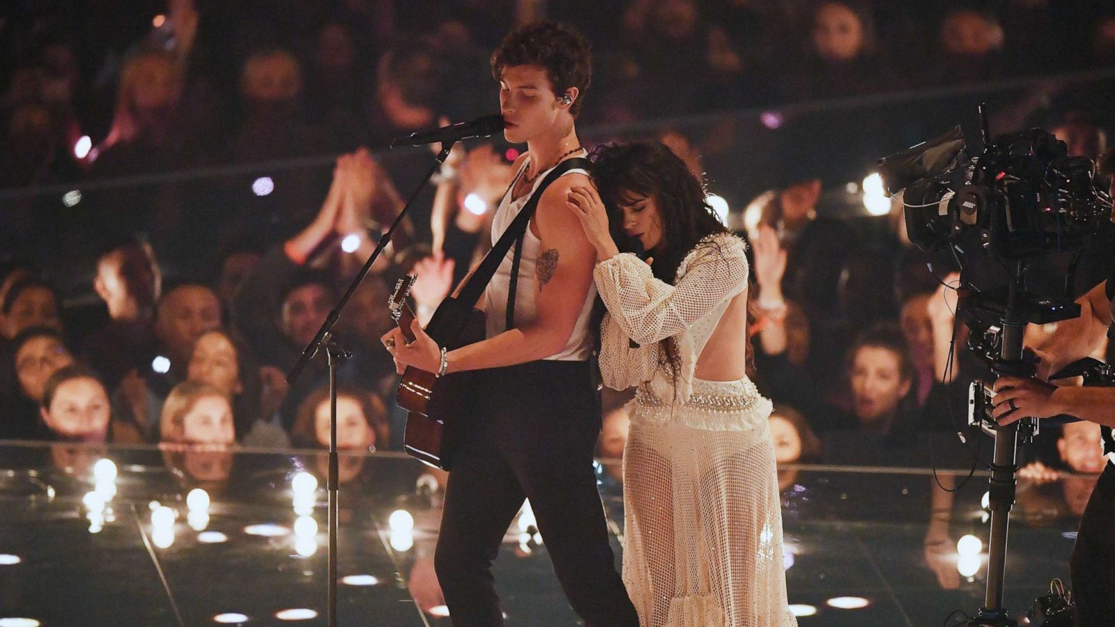 1600x900 Camila Cabello made a surprise appearance at Shawn Mendes' concert and fans went wild