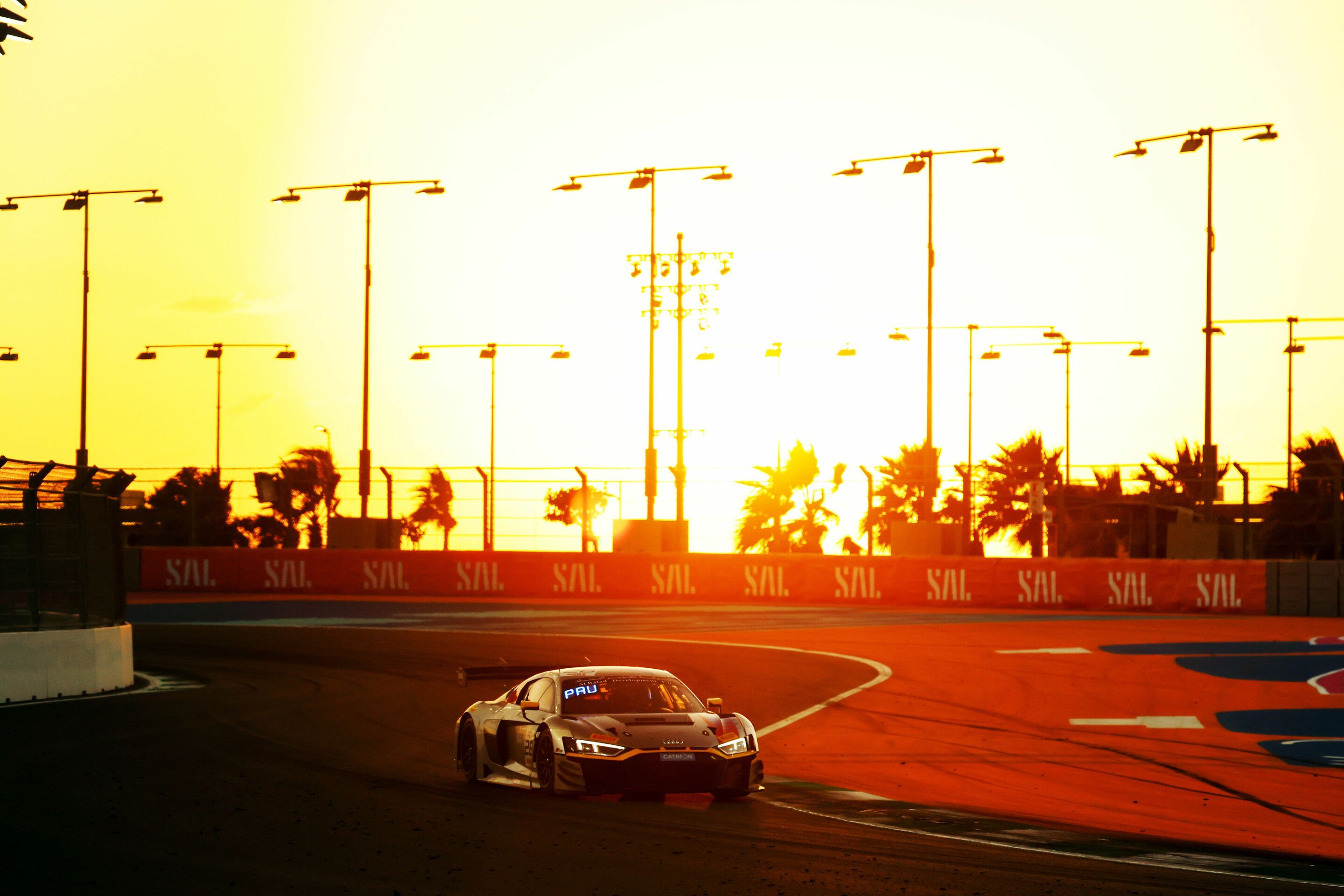 2880x1920 GT World Challenge Europe Wallpaper