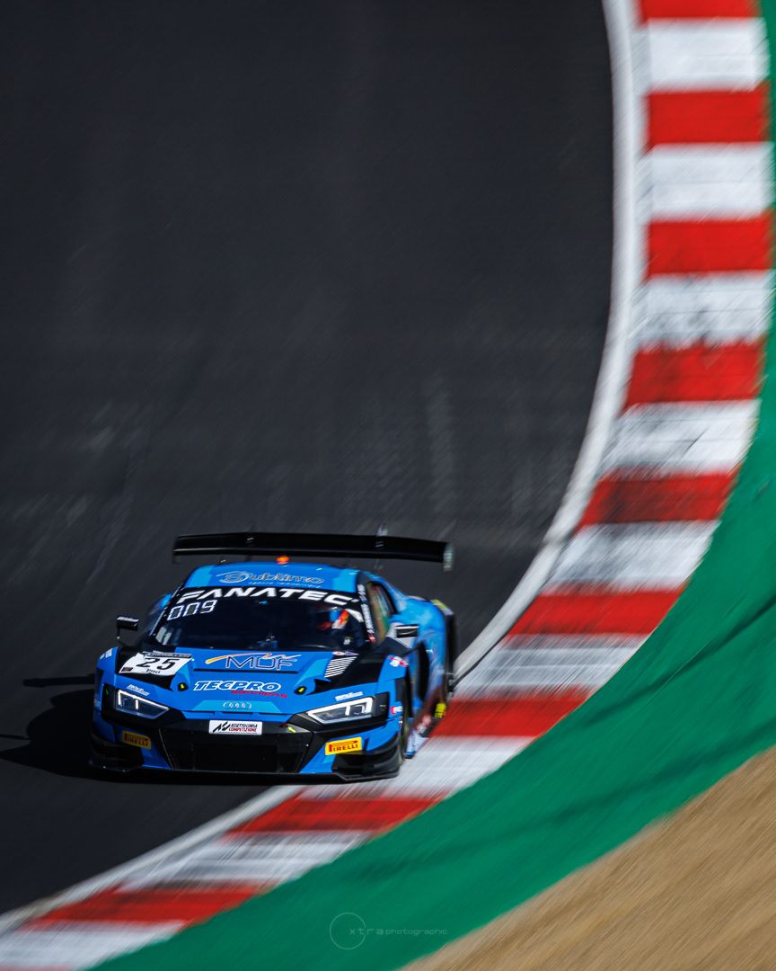 864x1080 GT World Challenge Europe Wallpaper