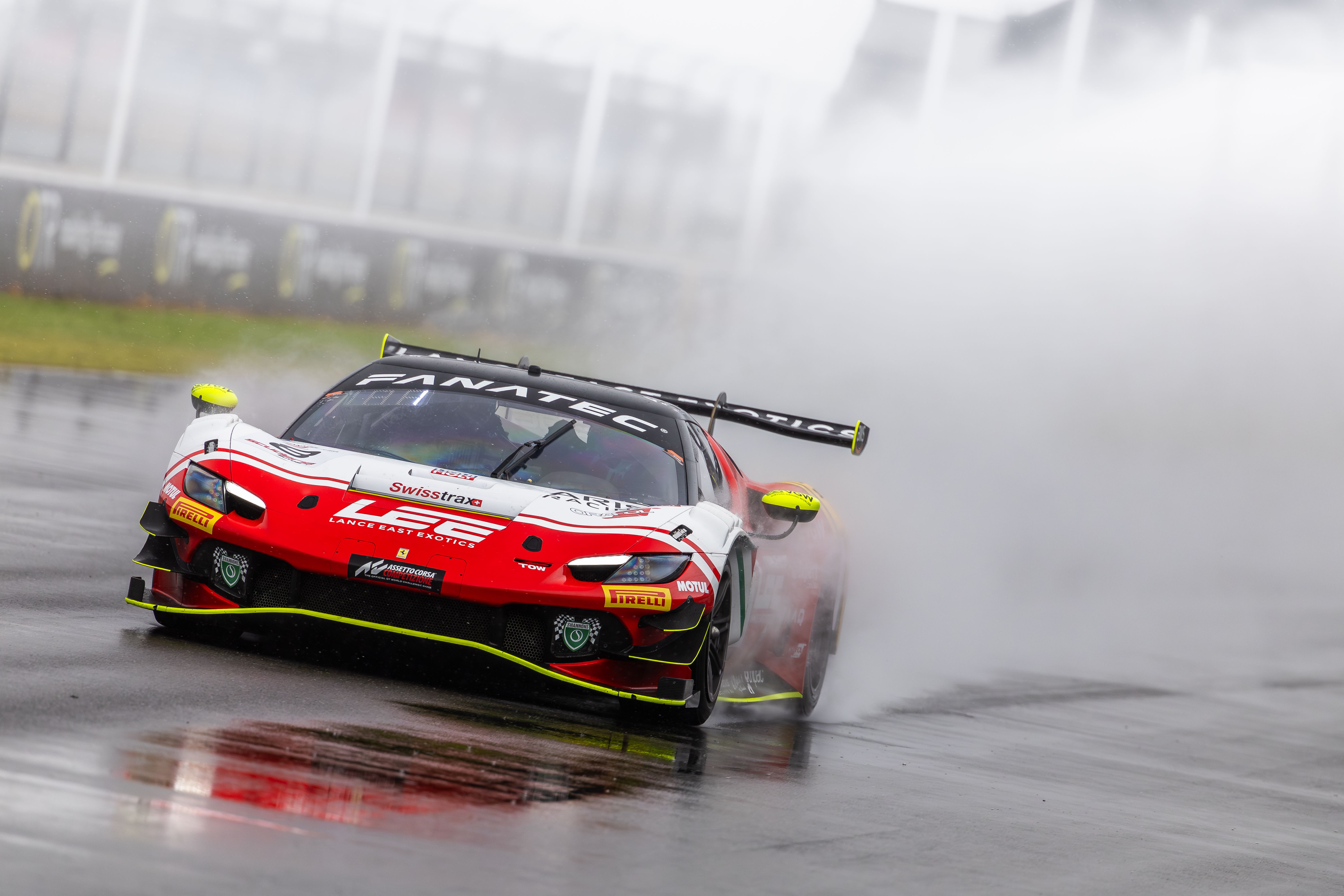 6000x4000 Arise Racing GT 1 2 Completes Opening Day Proceedings At The Bend. GT World Challenge Australia Powered