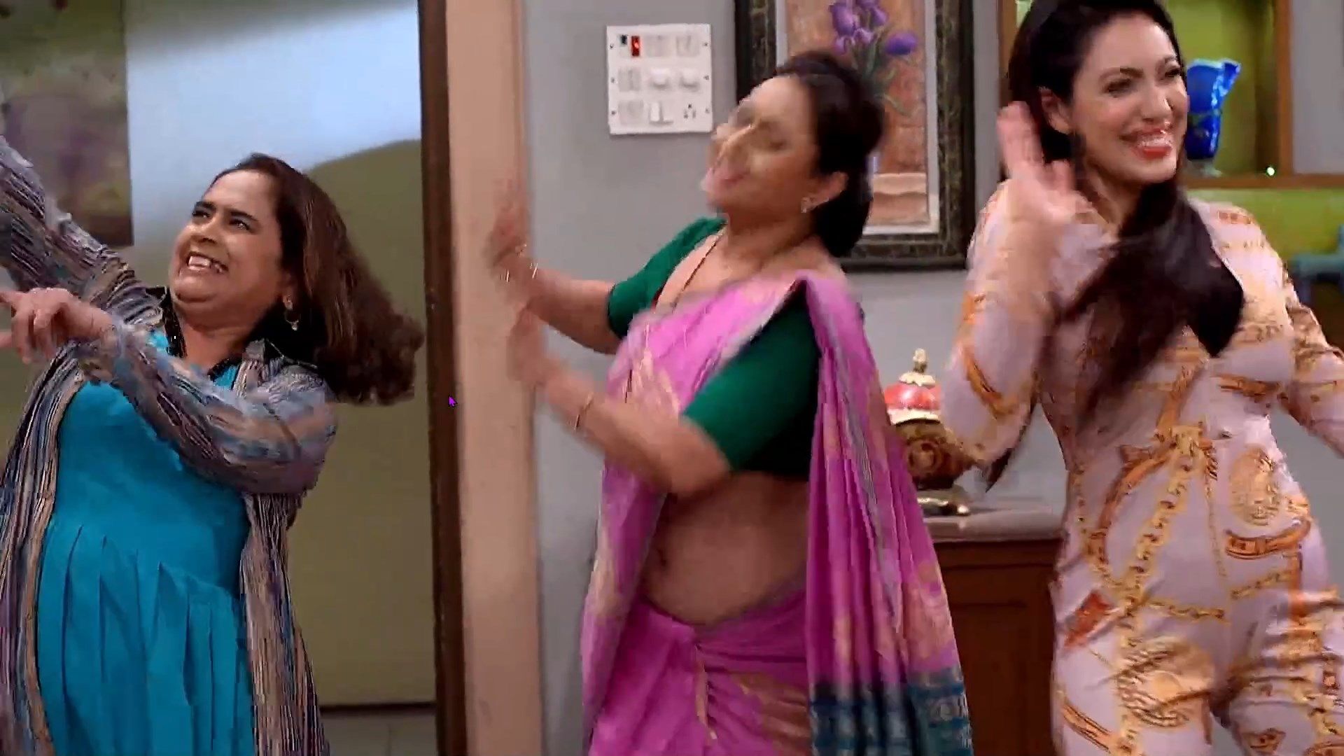 1920x1080 Sonarika Joshi Hot Navel show mkv snapshot 00 02 106