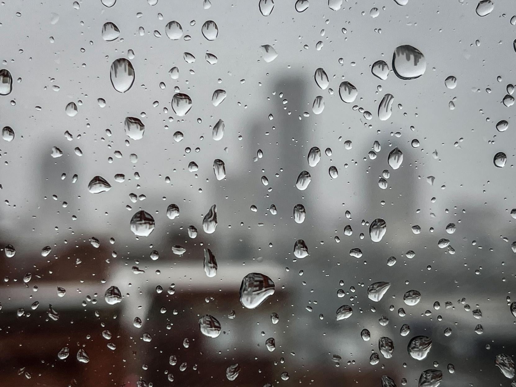 1662x1247 Warm, humid and rainy conditions expected today and Saturday, with partly sunny skies in time for Easter Sunday