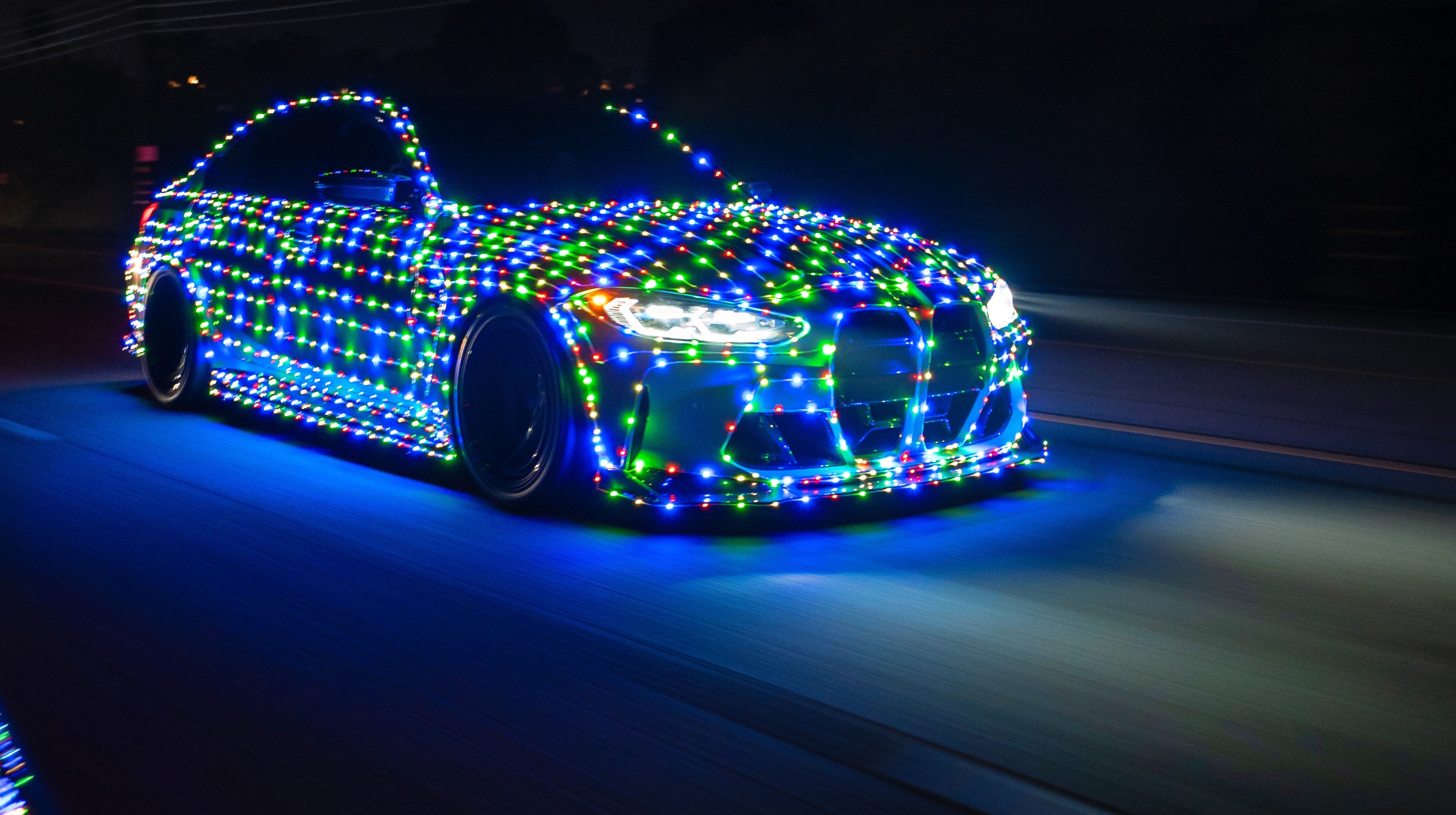 4000x2238 Christmas in Malibu Photo Gallery