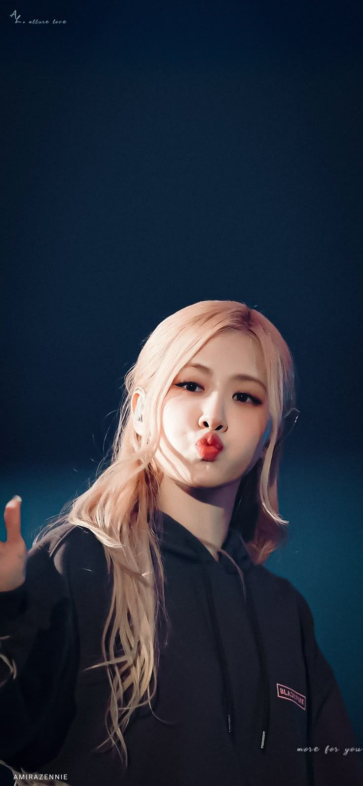 736x1595 ROSÉ WALLPAPER
