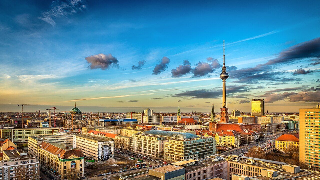 1280x720 Berlin Panorama mit