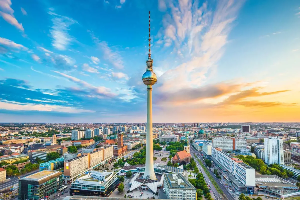 1200x800 Berliner Fernsehturm: Dein Ausblick über Berlin