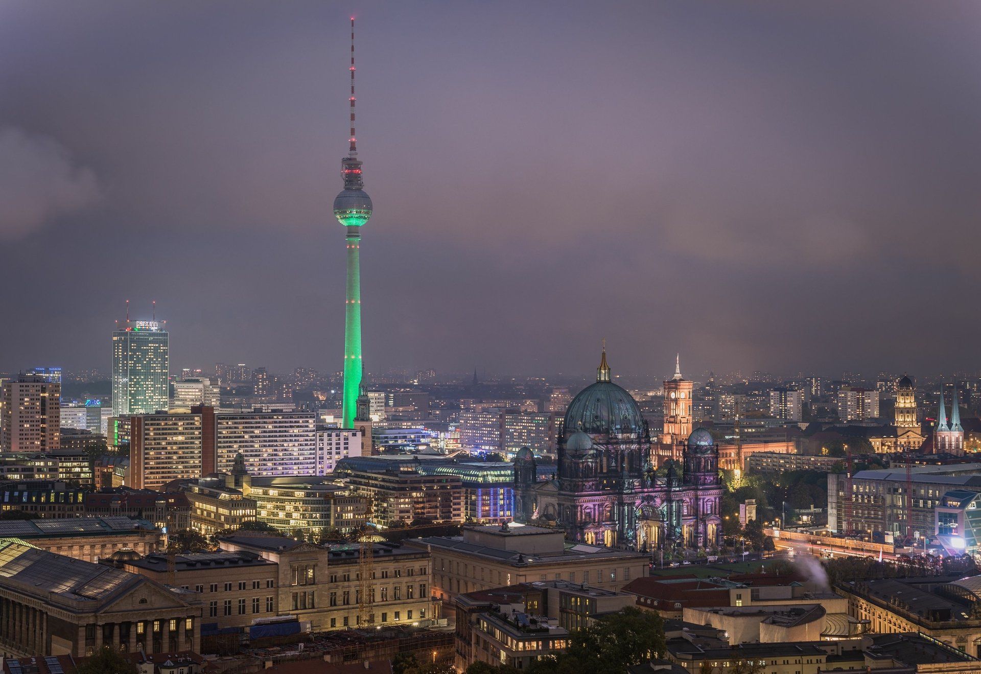 1920x1319 HD Wallpaper: Berlin's Night Skyline with Cathedral and TV Towerx2061