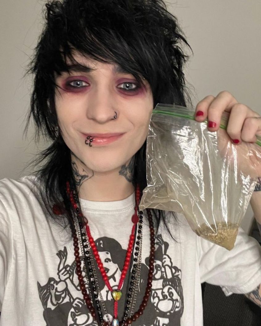 846x1056 jake webber and johnnie guilbert clips