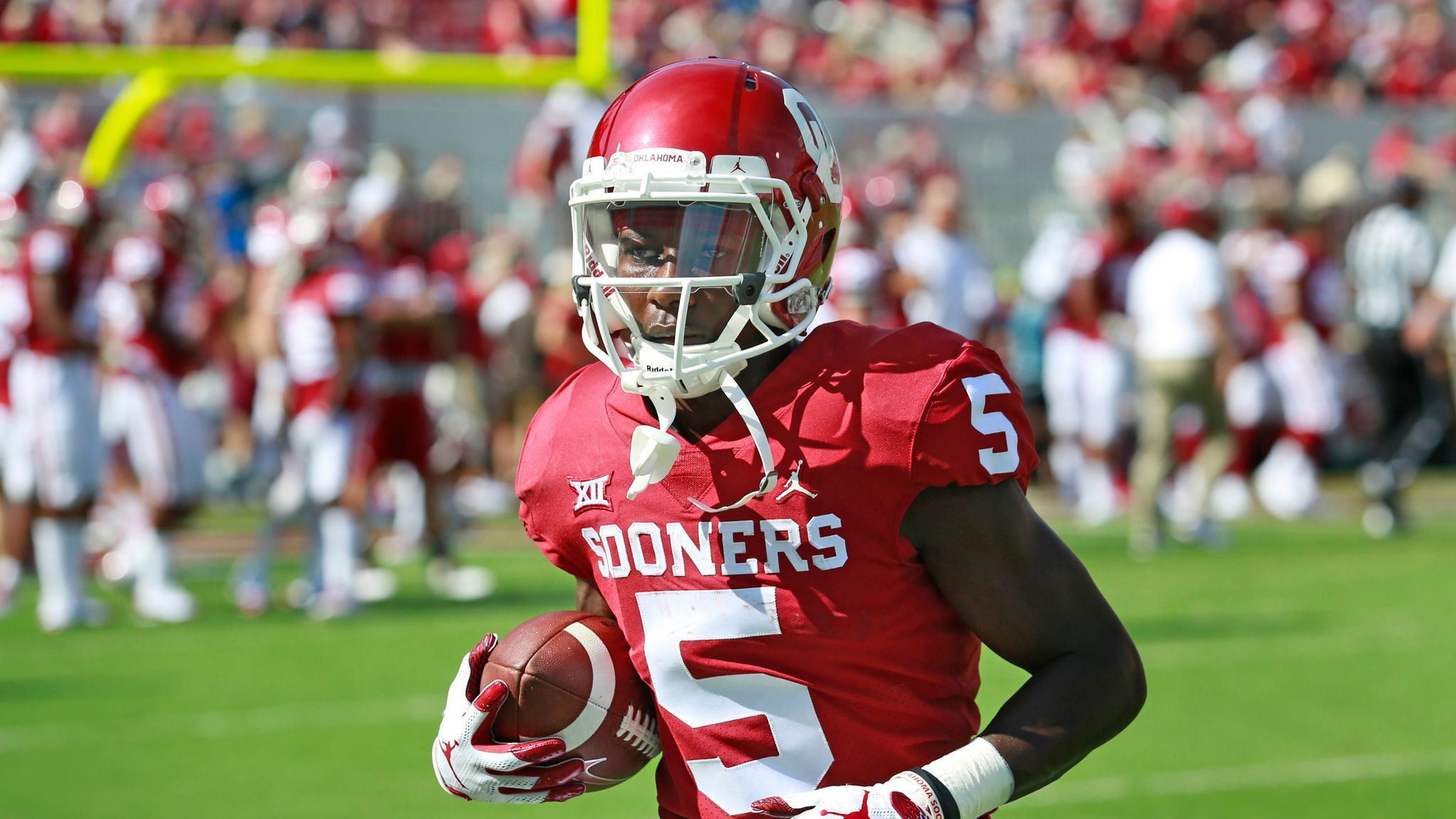 2048x1152 Oklahoma Sooners WR Marquise 'Hollywood' Brown to miss Combine following foot surgery