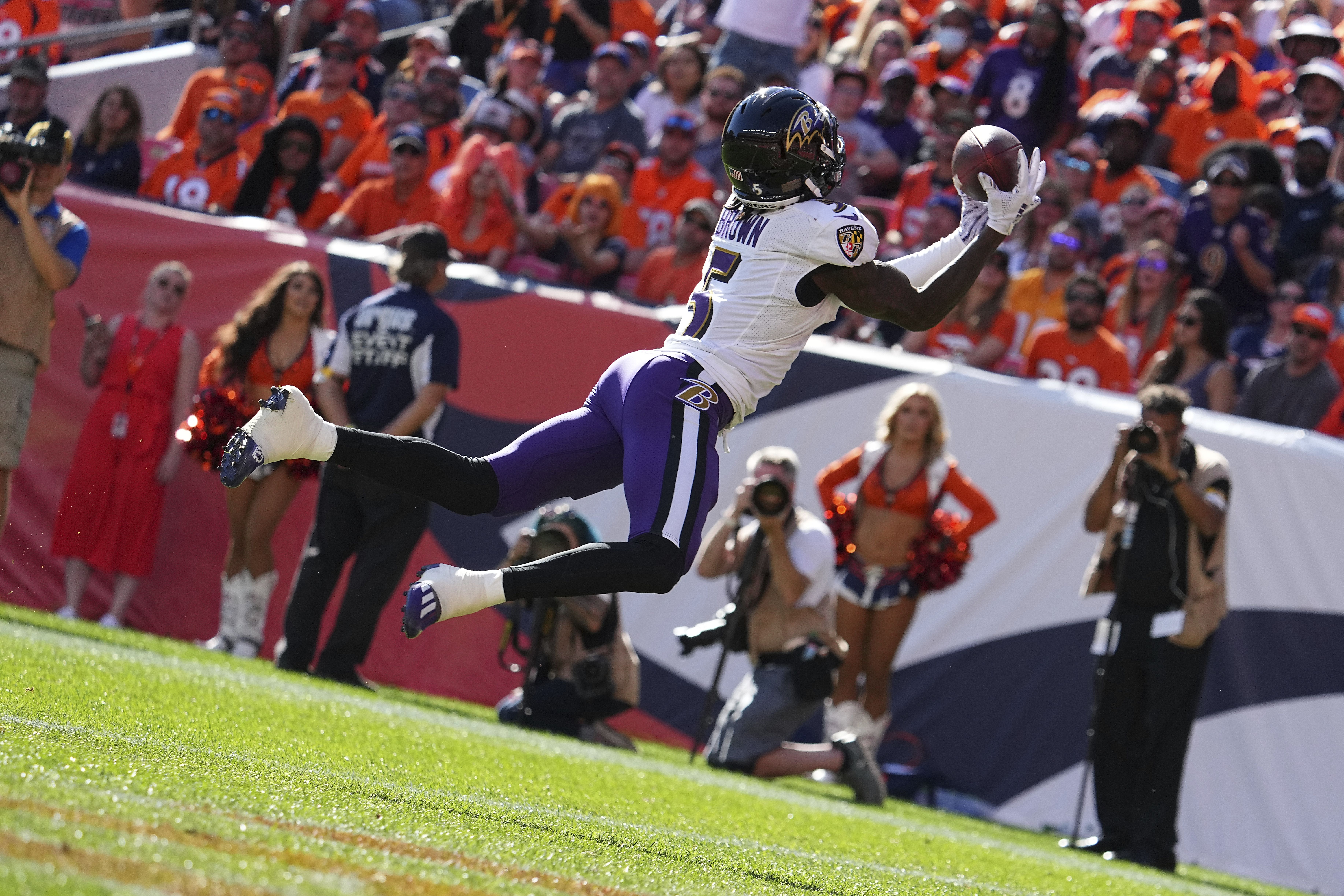 7338x4892 Ravens WR Marquise 'Hollywood' Brown redeems his drops with diving touchdown catch against Broncos