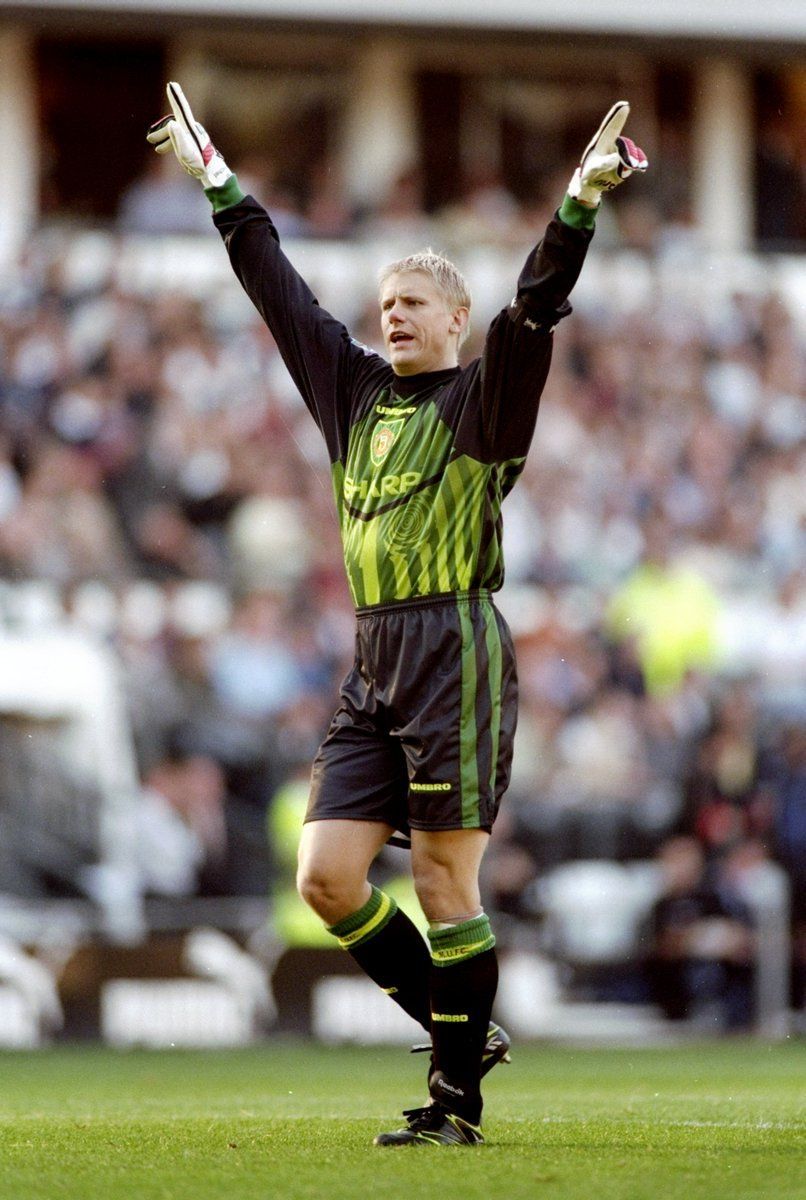 806x1200 The best 10 jerseys of Peter Schmeichel