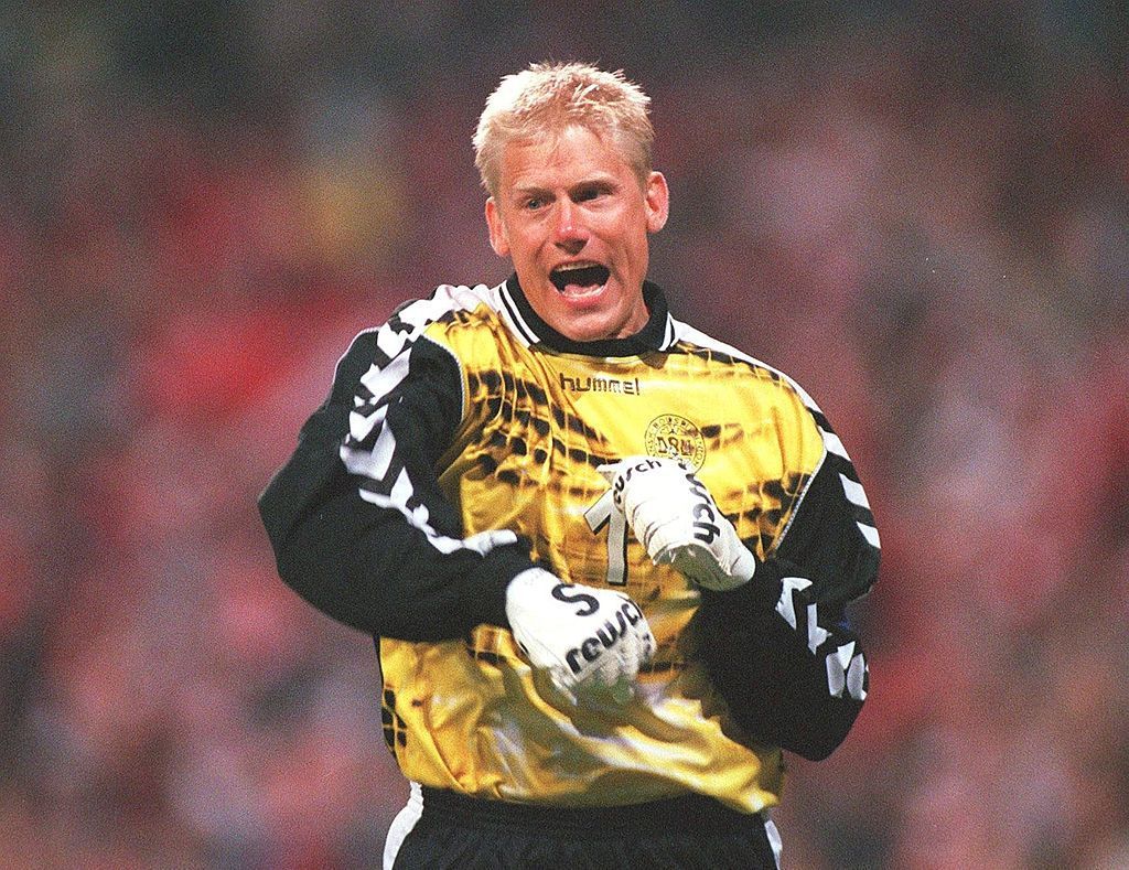 1024x789 The best 10 jerseys of Peter Schmeichel