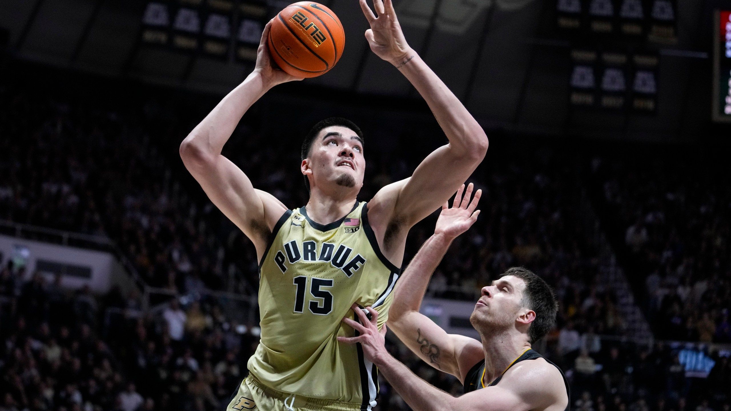 2560x1440 Purdue's Zach Edey makes strong case to be player of year