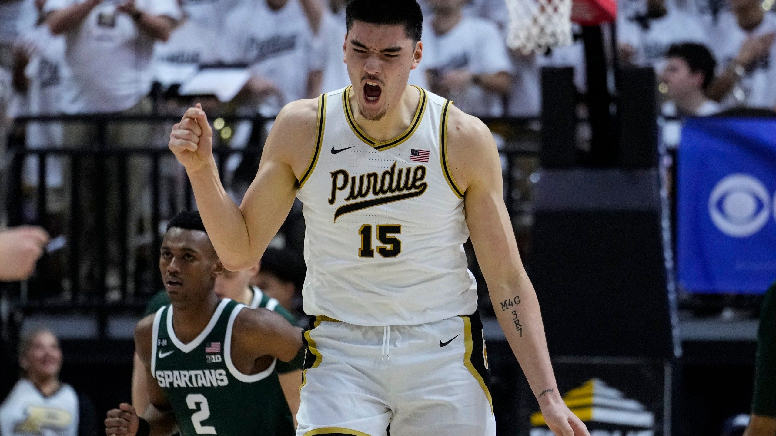 2560x1440 Edey Scores 38 As No. 1 Purdue Overwhelms Spartans 77 61