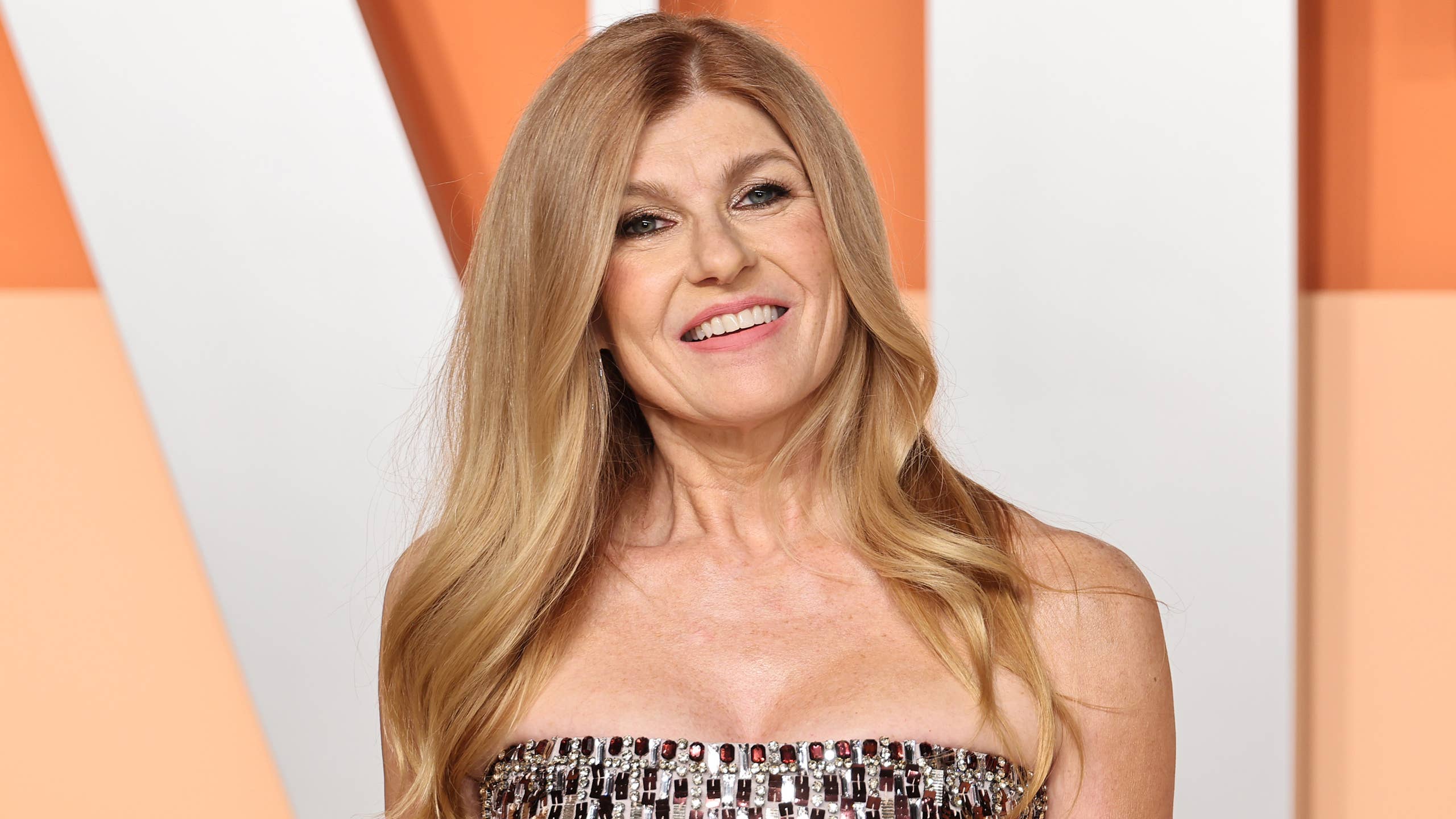 2560x1440 Connie Britton Shares Reason She Wanted to Adopt (Exclusive)